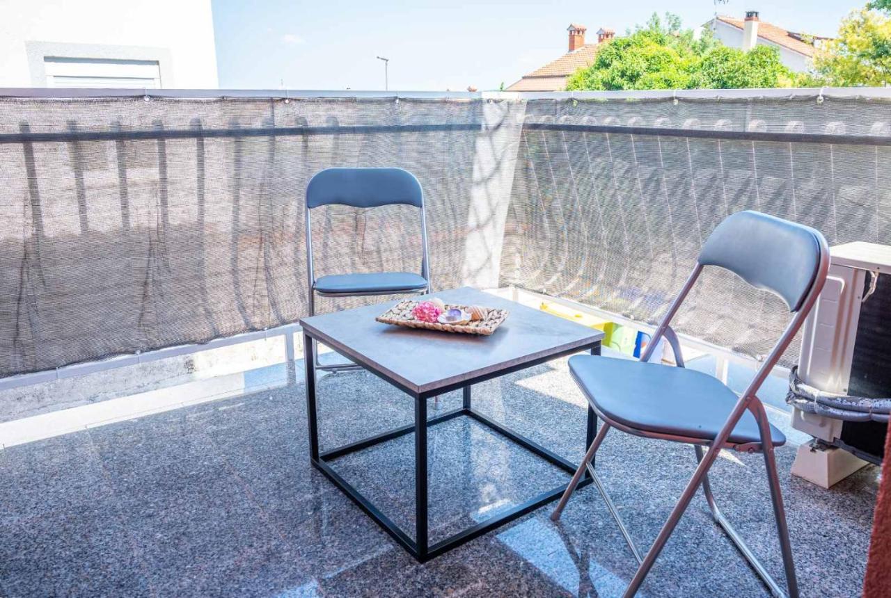 Apartment Charlie Rovinj Exterior photo